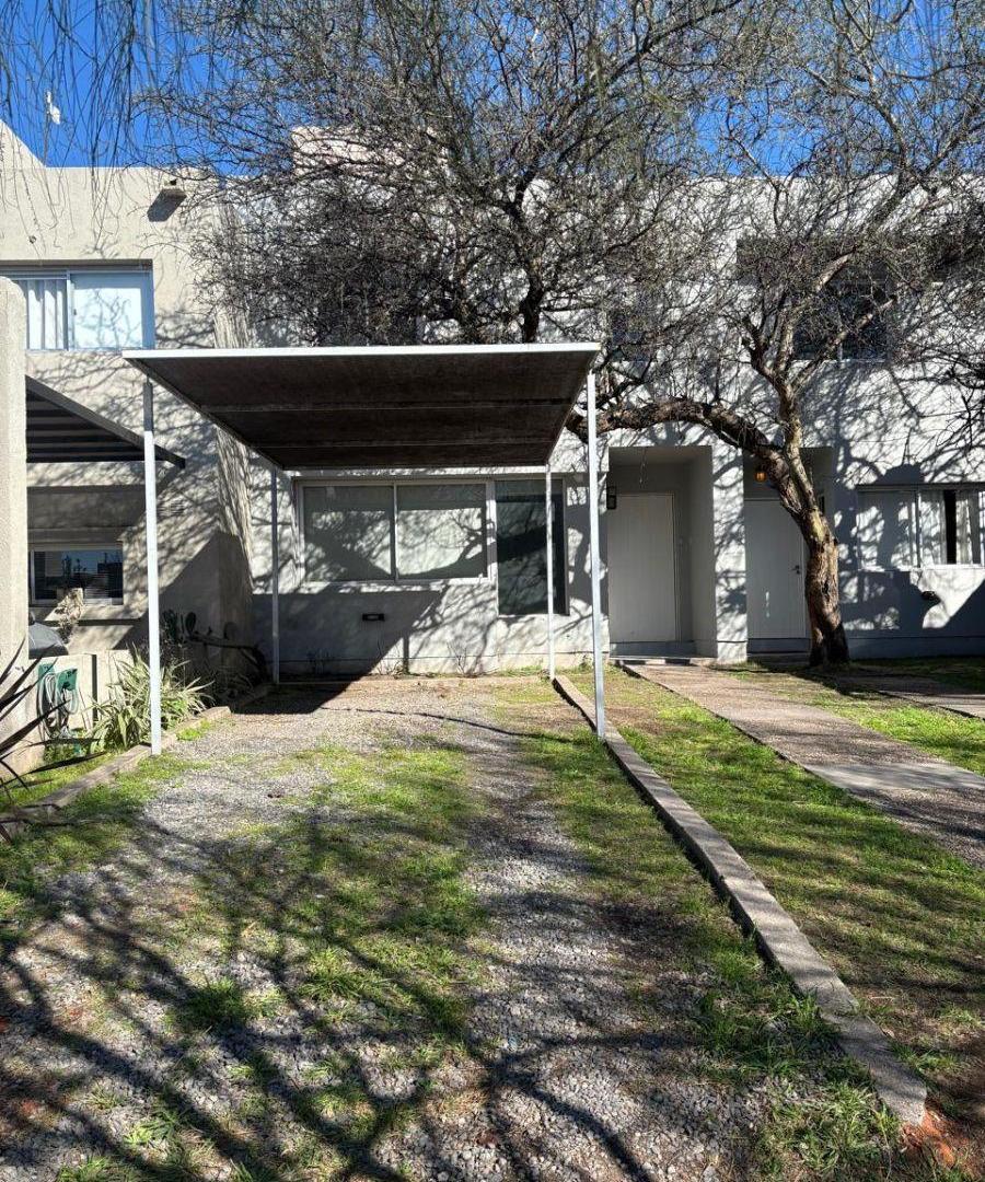 Foto de LA CATALINA- HERMOSO DUPLEX EN VENTA-CENTRO- 3 DORM, 1 SUITE - LIV.COM, imagen 1