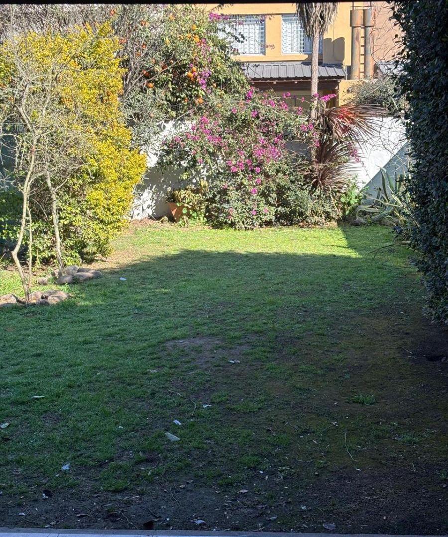 Foto de LA CATALINA- HERMOSO DUPLEX EN VENTA-CENTRO- 3 DORM, 1 SUITE - LIV.COM, imagen 2