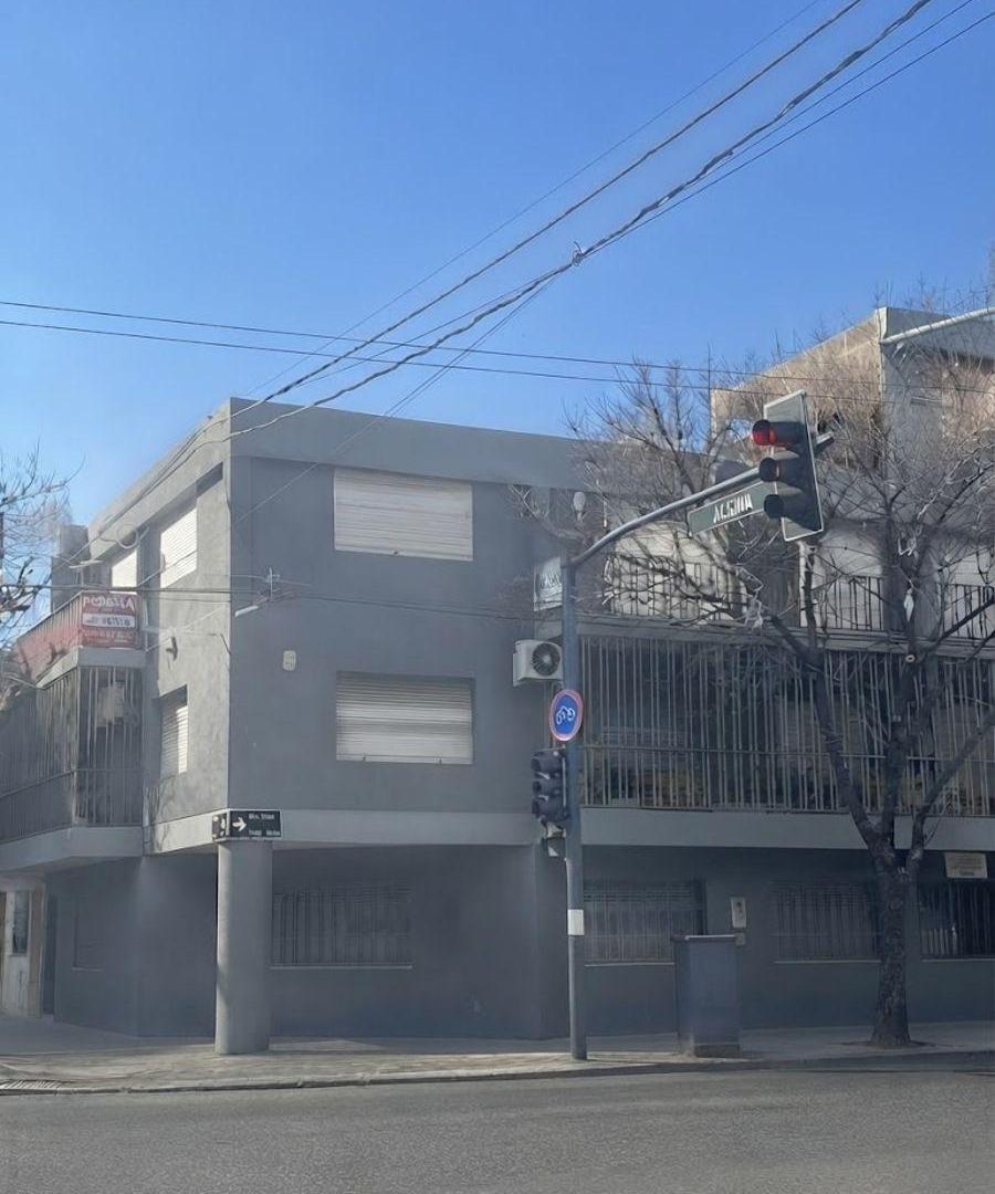 Foto de Oficina comercial en esquina. Echesortu. Rosario., imagen 3