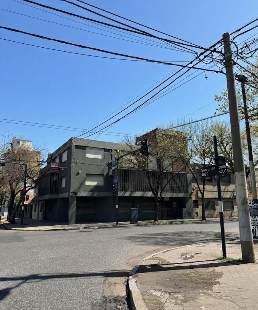 Foto de Oficina comercial en esquina. Echesortu. Rosario., imagen 1