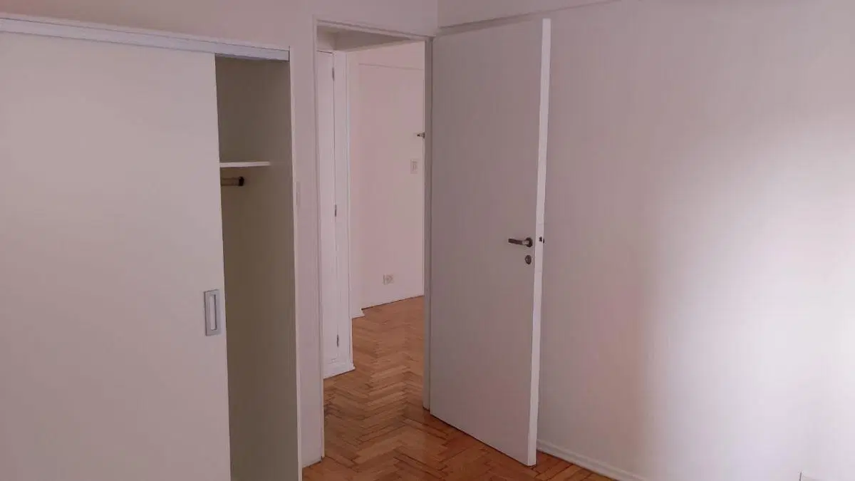 Paunero 2700 Lateral Luminoso 37.65 m2 Liv -comedor 1 dormitorio Baño Cocina separada Lav 2