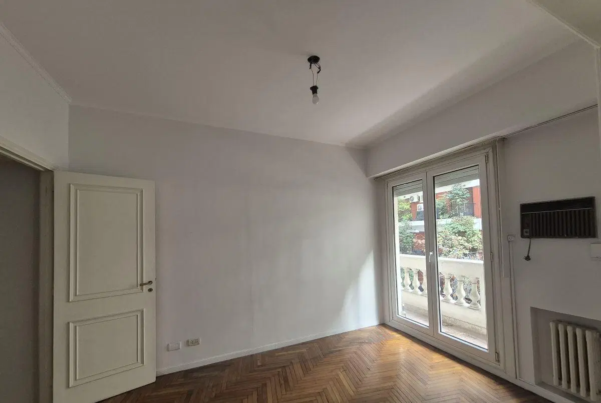 Rodriguez Peña 1300 Fte Bajas expe Piso Hall L c/chim Com Esc 3 Dor 2 Bños Coc 2 Dep Lav 8