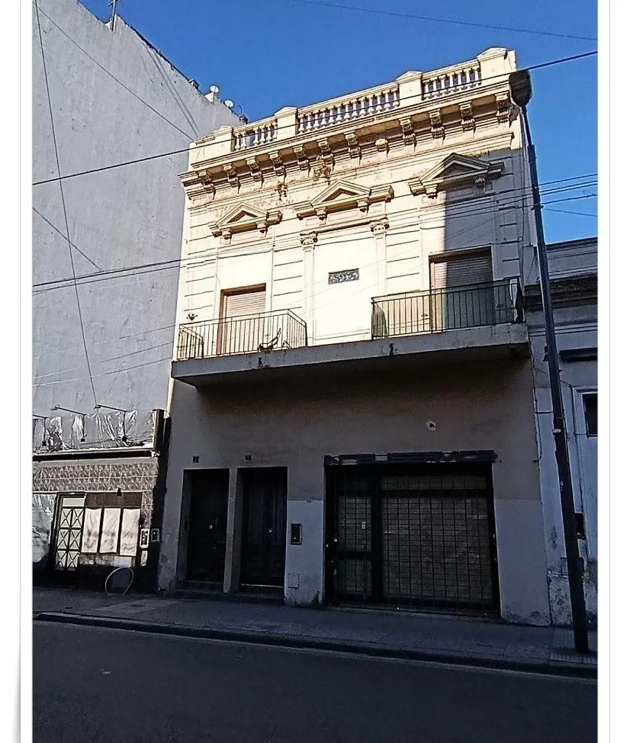 Edificio sobre lote propio A REFACCIONAR para HOTEL 1