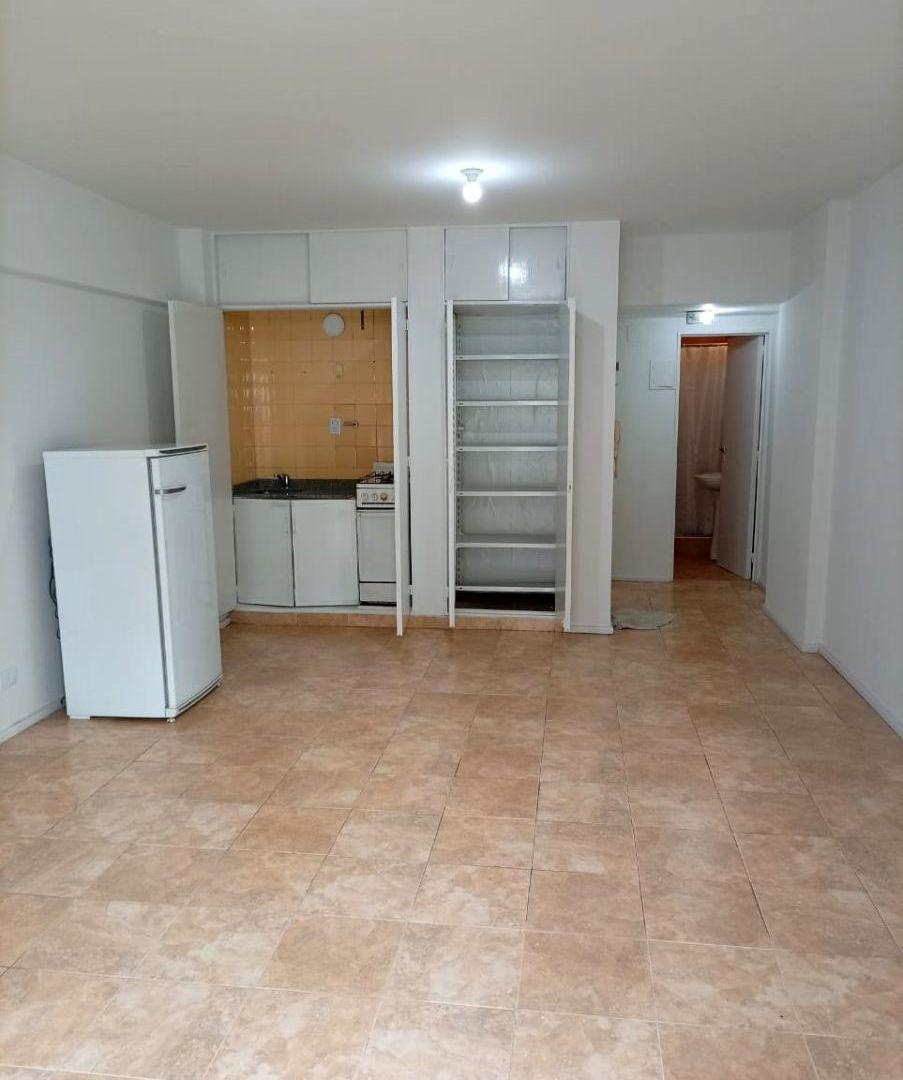 Foto de ALQUILER MONOAMBIENTE al frente c/Balcón, imagen 1