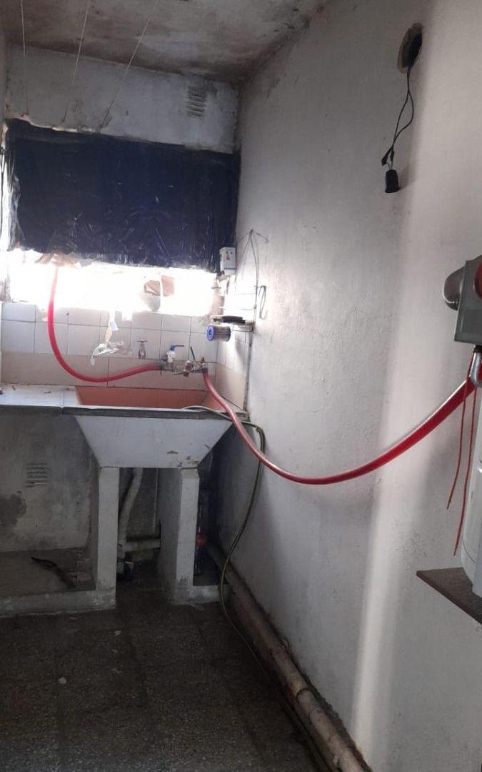 OPORTUNIDAD PROPIEDAD EN LOTE PROPIO 10 x 30 A RECICLAR