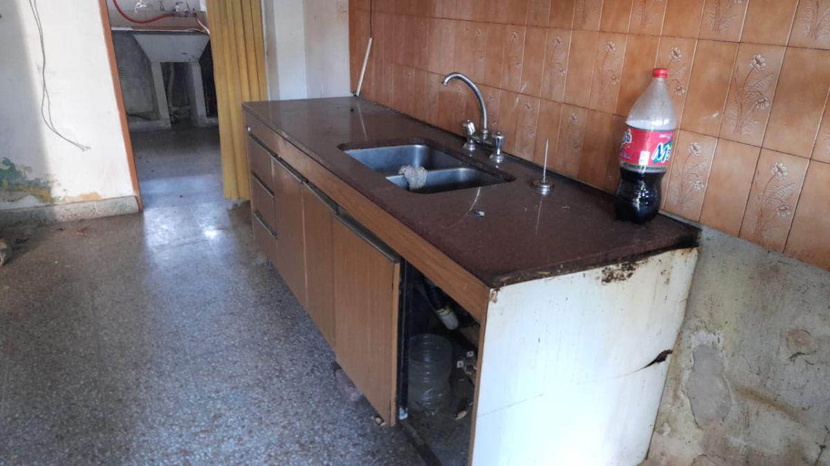 OPORTUNIDAD PROPIEDAD EN LOTE PROPIO 10 x 30 A RECICLAR