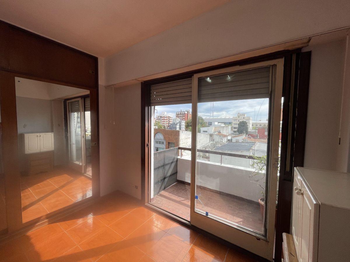 DEPARTAMENTO 3 AMBIENTES MORON CENTRO