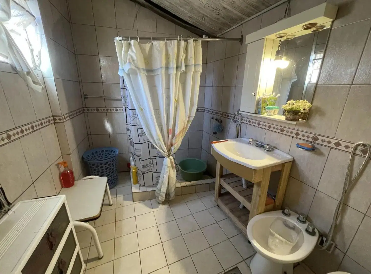 CASA EN VENTA EN MORÓN SUR 2