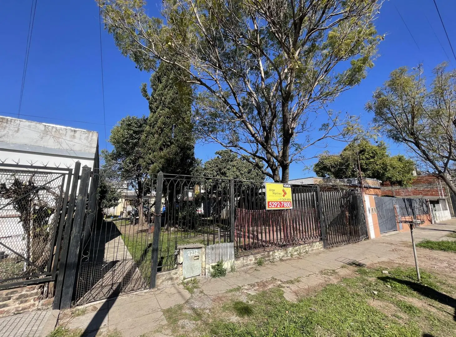 CASA EN VENTA EN MORÓN SUR 4