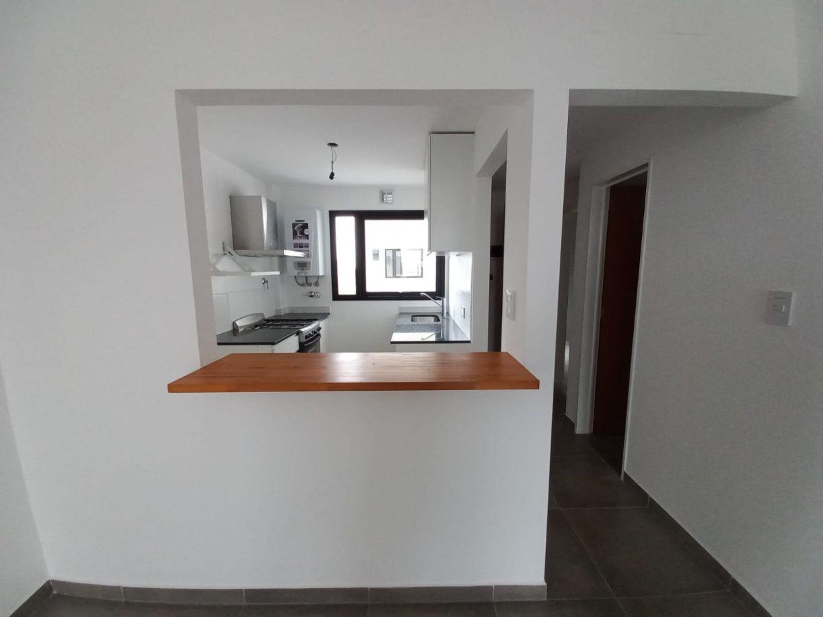 Foto de Departamento 2 ambientes con cochera en alquiler, imagen 5
