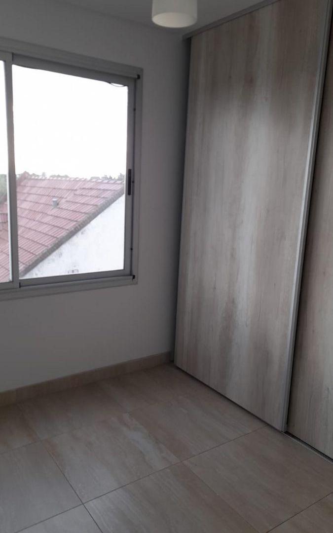 Foto de Departamento de 2 ambientes en alquiler con cochera – Morón, imagen 3