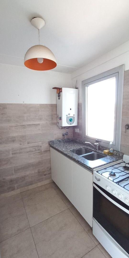 Foto de DEPARTAMENTO DOS AMBIENTES CON COCHERA, imagen 3