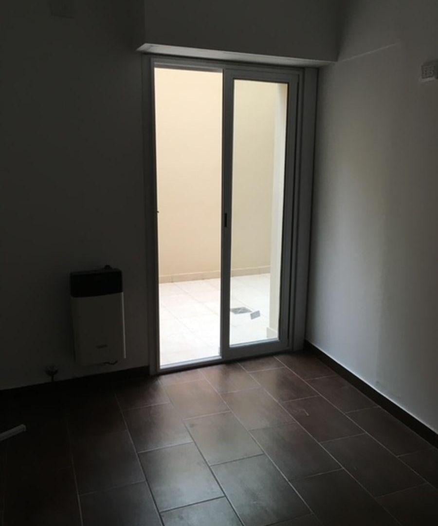 Foto de EXCELENTE PH 3 amb con PATIO y LAVADERO en PLANTA BAJA, imagen 3