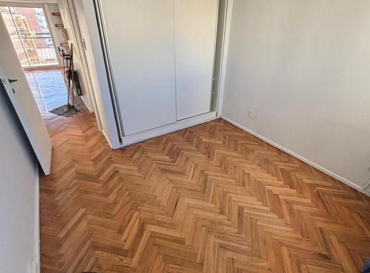 Alquiler Departamento 2 ambientes frente con balcón apto profesional 4