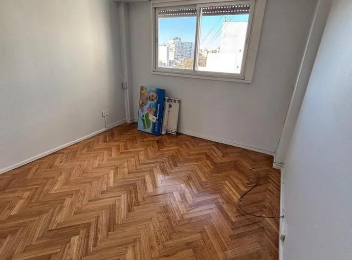 Alquiler Departamento 2 ambientes frente con balcón apto profesional 1