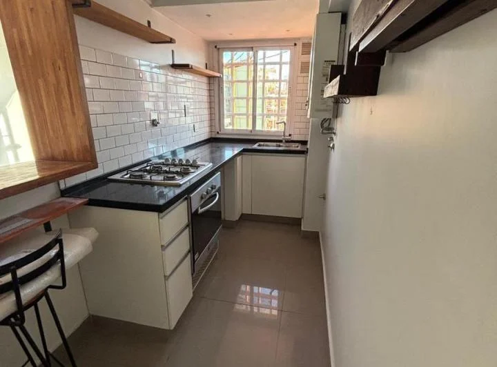 Alquiler Departamento 2 ambientes frente con balcón apto profesional 3