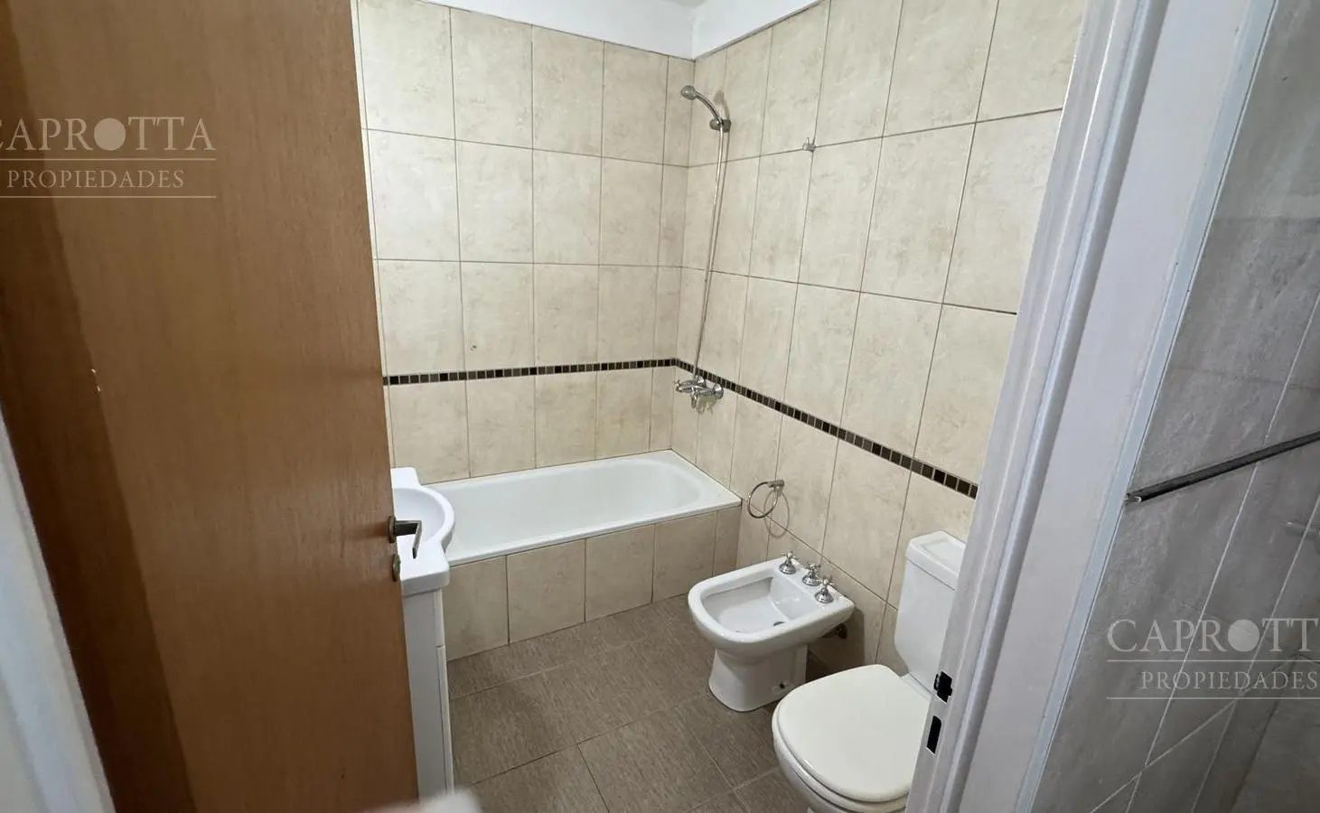 VENTA MONOAMBIENTE CABALLITO 4
