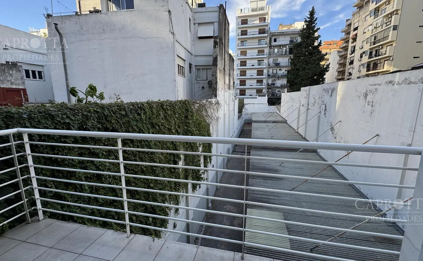VENTA MONOAMBIENTE CABALLITO 8
