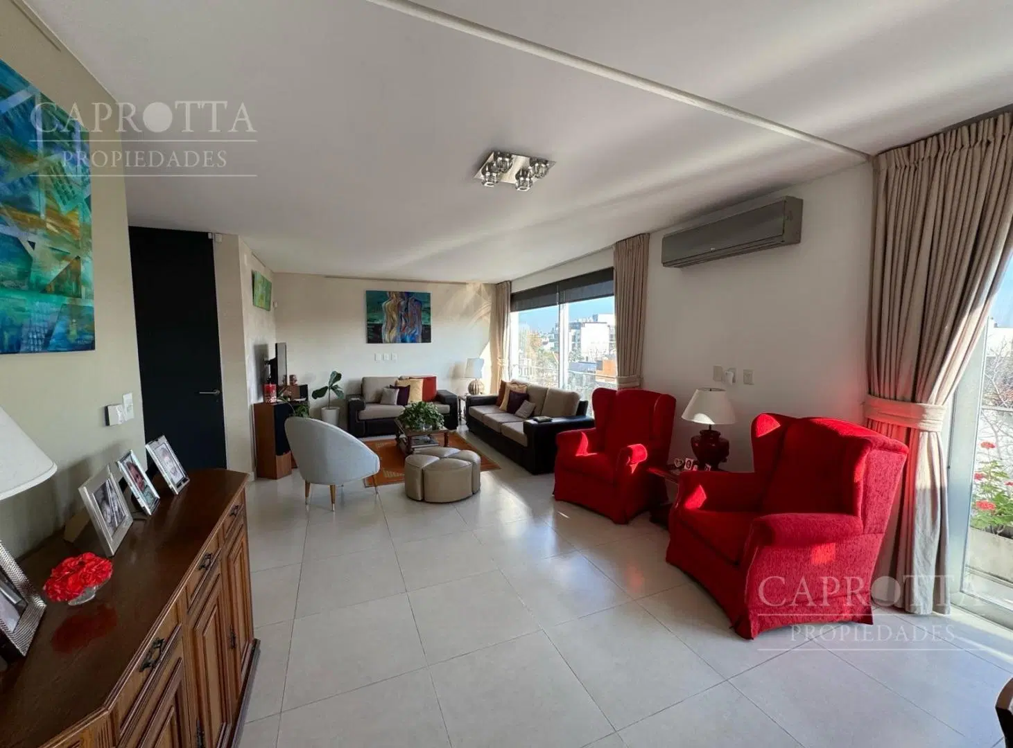 Departamento 4 ambientes con terraza y dos cocheras 1
