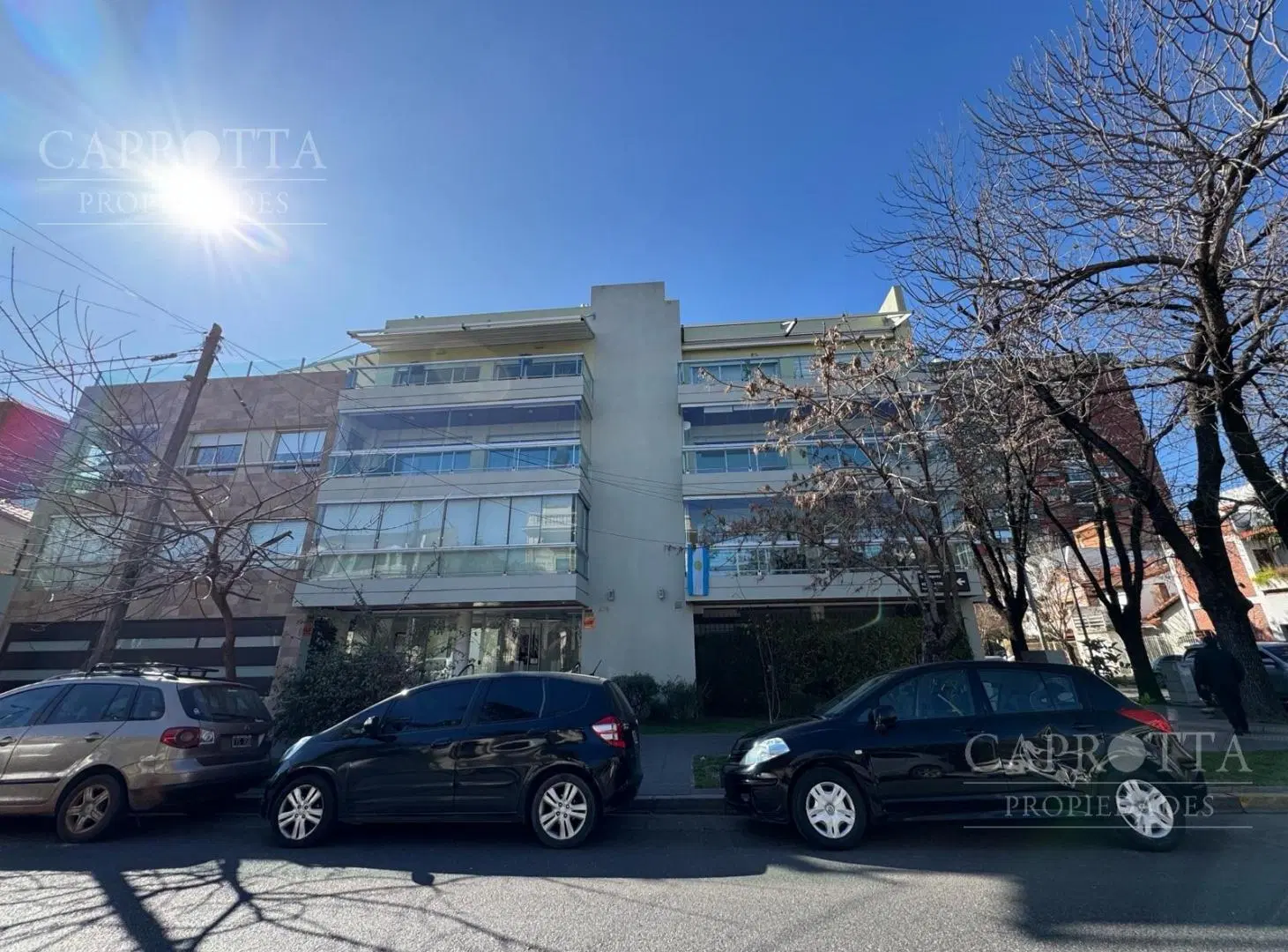 Departamento  VENTA 4 Amb frente con dos cocheras IMPECABLE - Villa Devoto 4