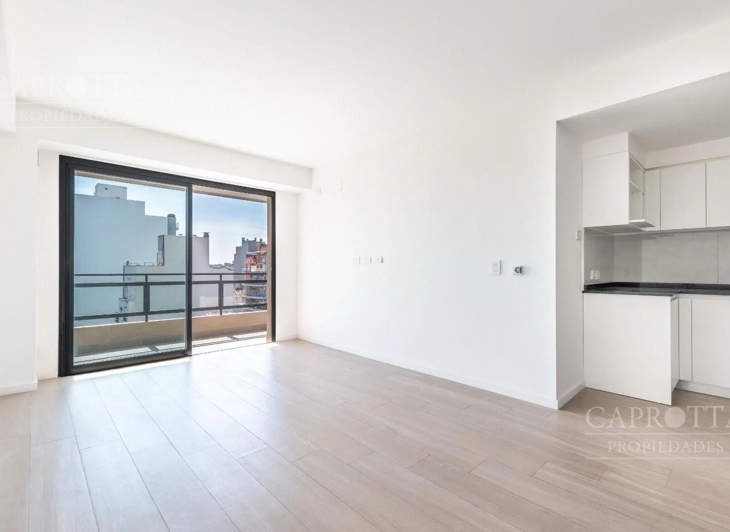 VENTA - Departamento 3 ambientes con balcón en Villa Santa Rita 2