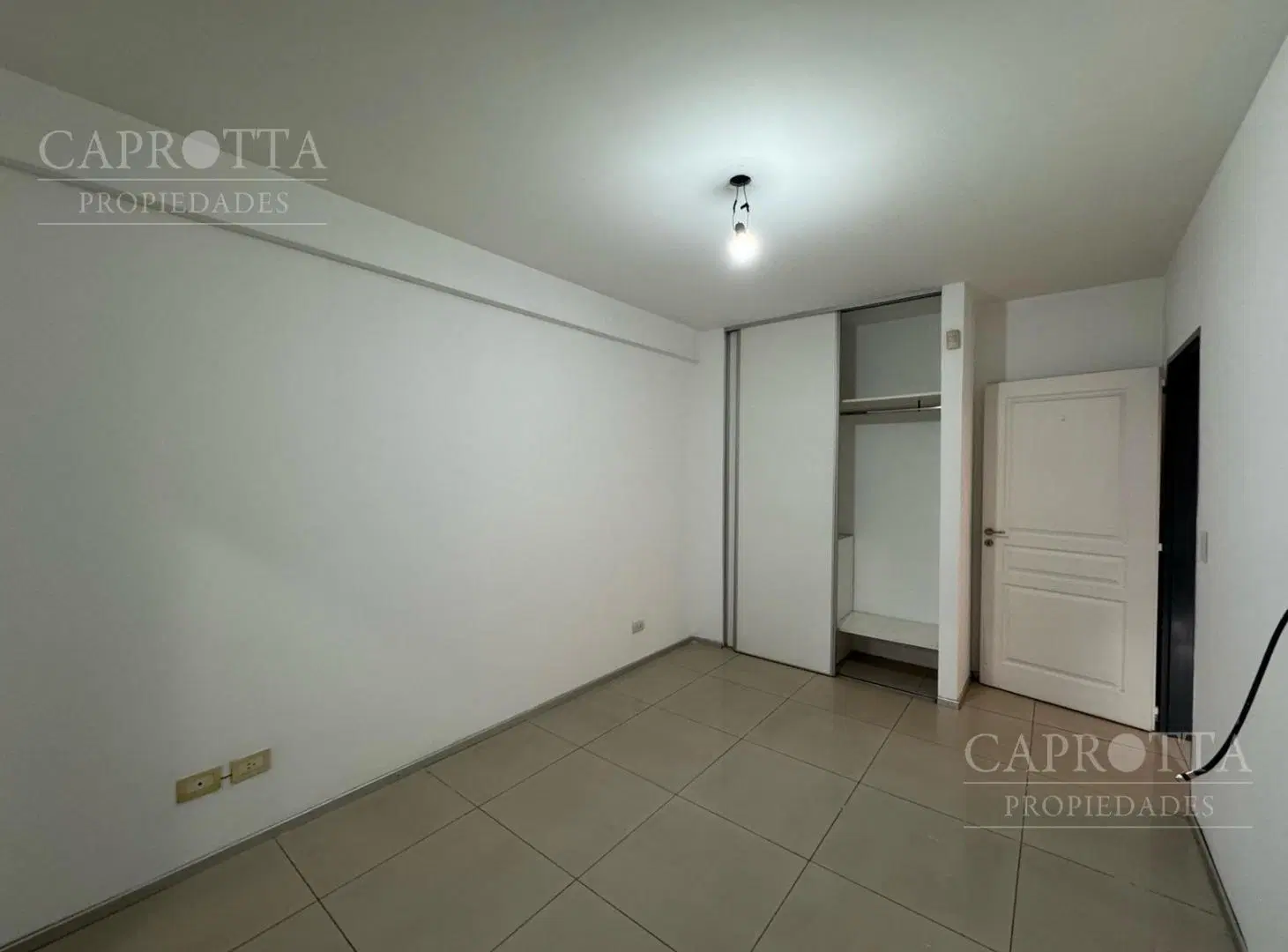 Departamento Alquiler 2 ambientes Versalles 4