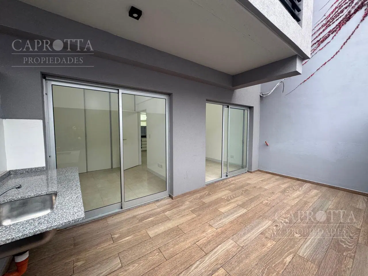 Venta 2 ambientes a estrenar con patio en Planta Baja 5