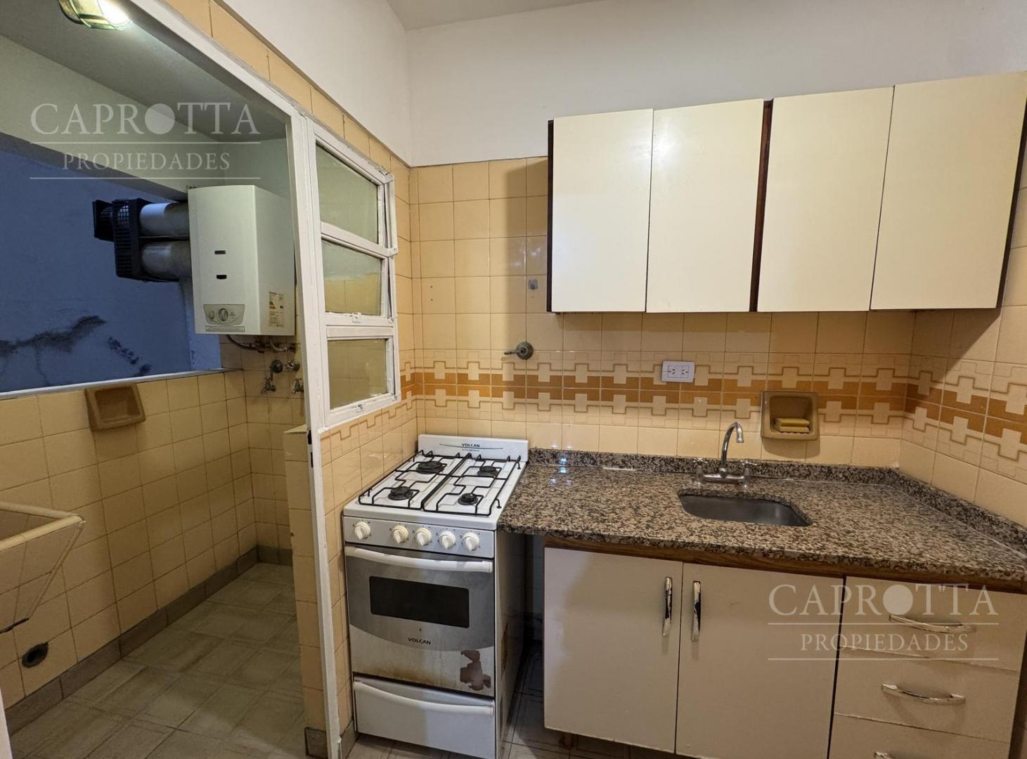 Foto de VENTA DEPARTAMENTO 2 AMBIENTES EN ALMAGRO, imagen 3