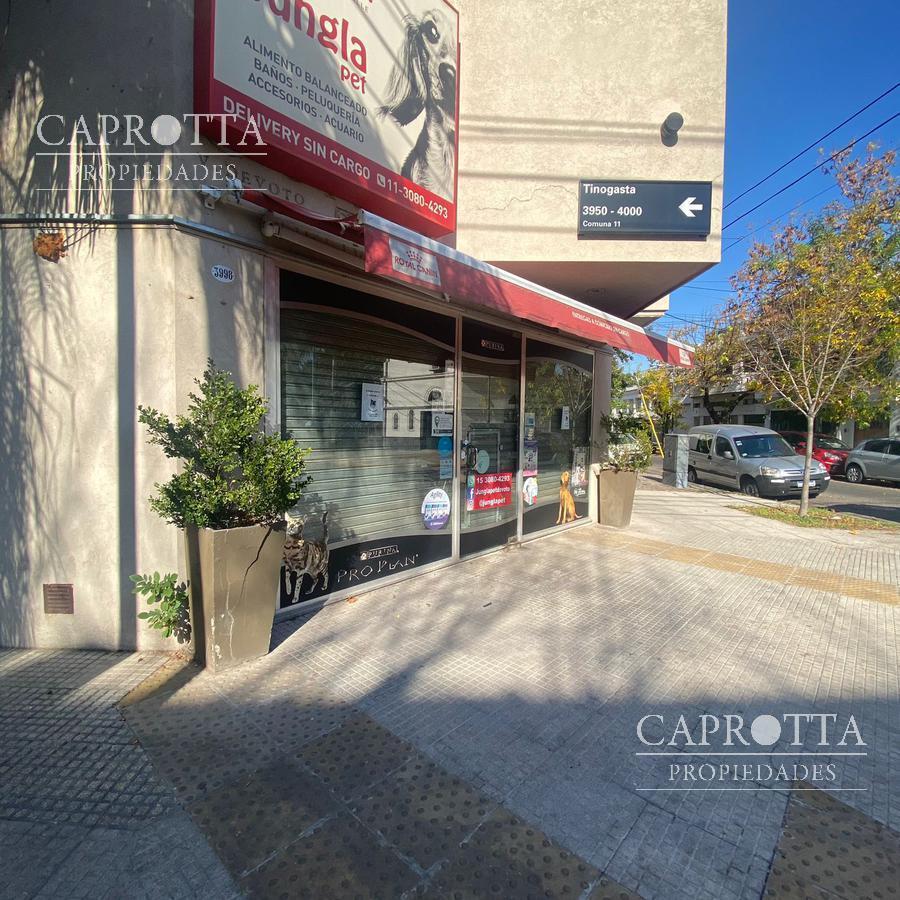 Foto de Local comercial en esquina en alquiler, imagen 3