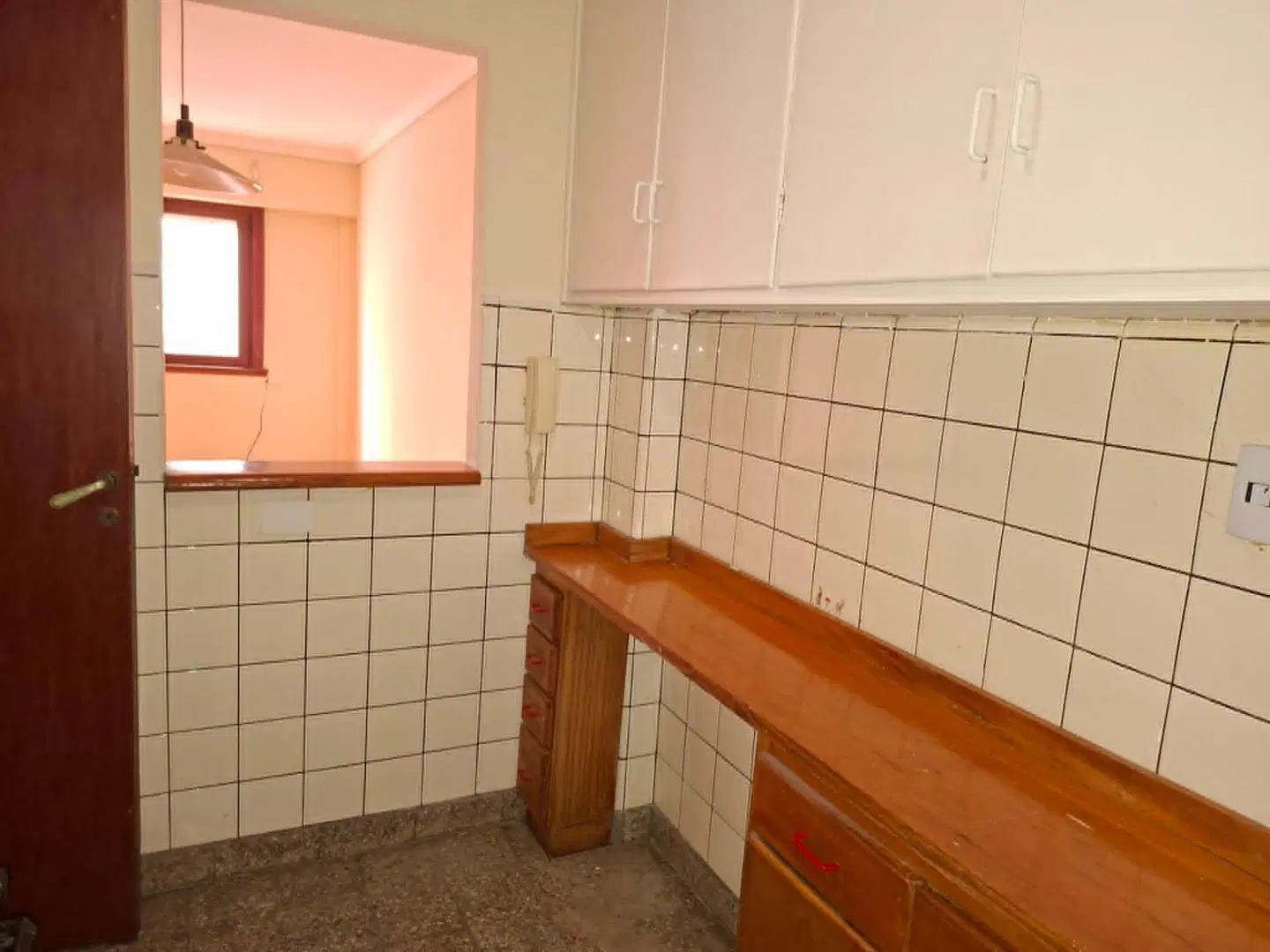 Edif Antig,2 amb.liv/com,cocina,lav,indep,parquet mucha luz! 5