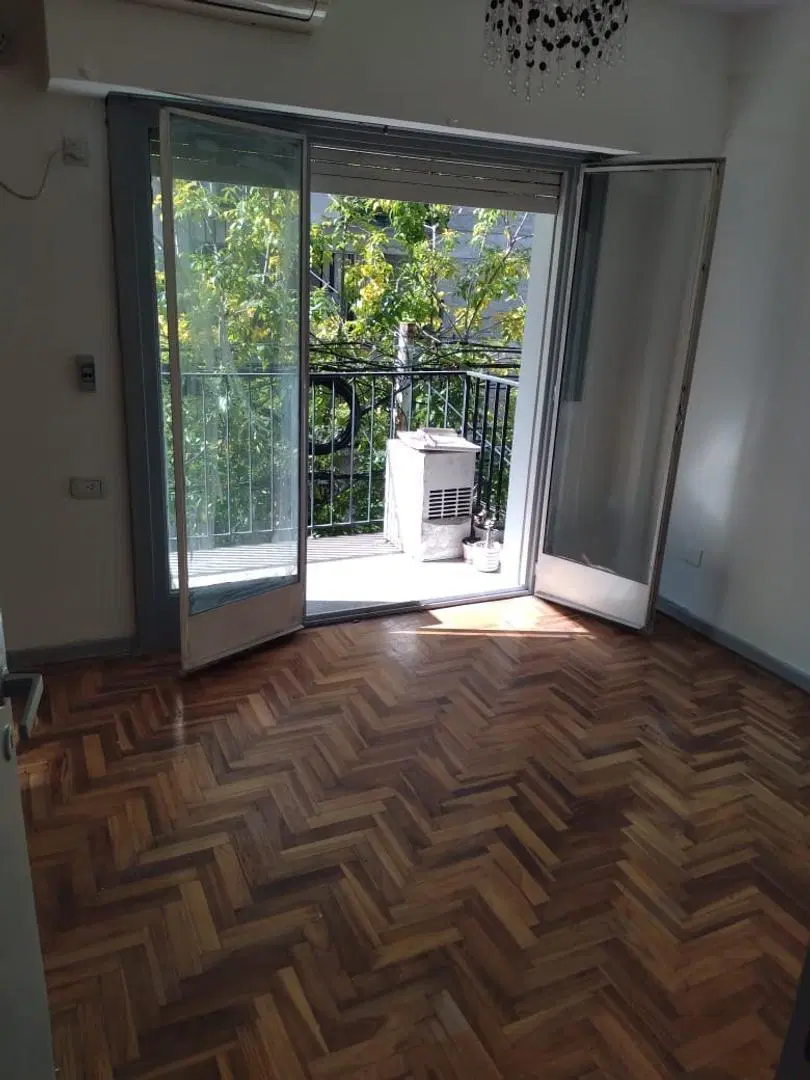 Excelente Zona ! Dto 2Amb con Balcon,Guemes al 3500 5