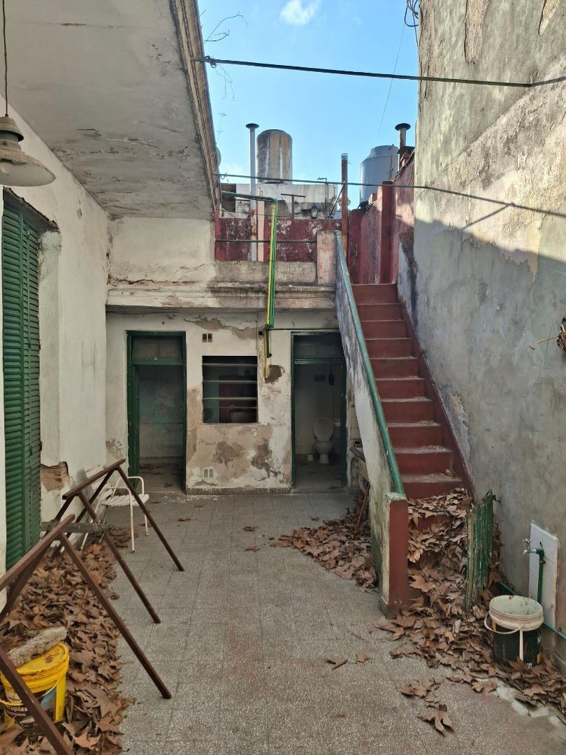 Foto de Galpón+deposito+Local ,144mt cub y terraza, M.Cervantes 3600, imagen 2