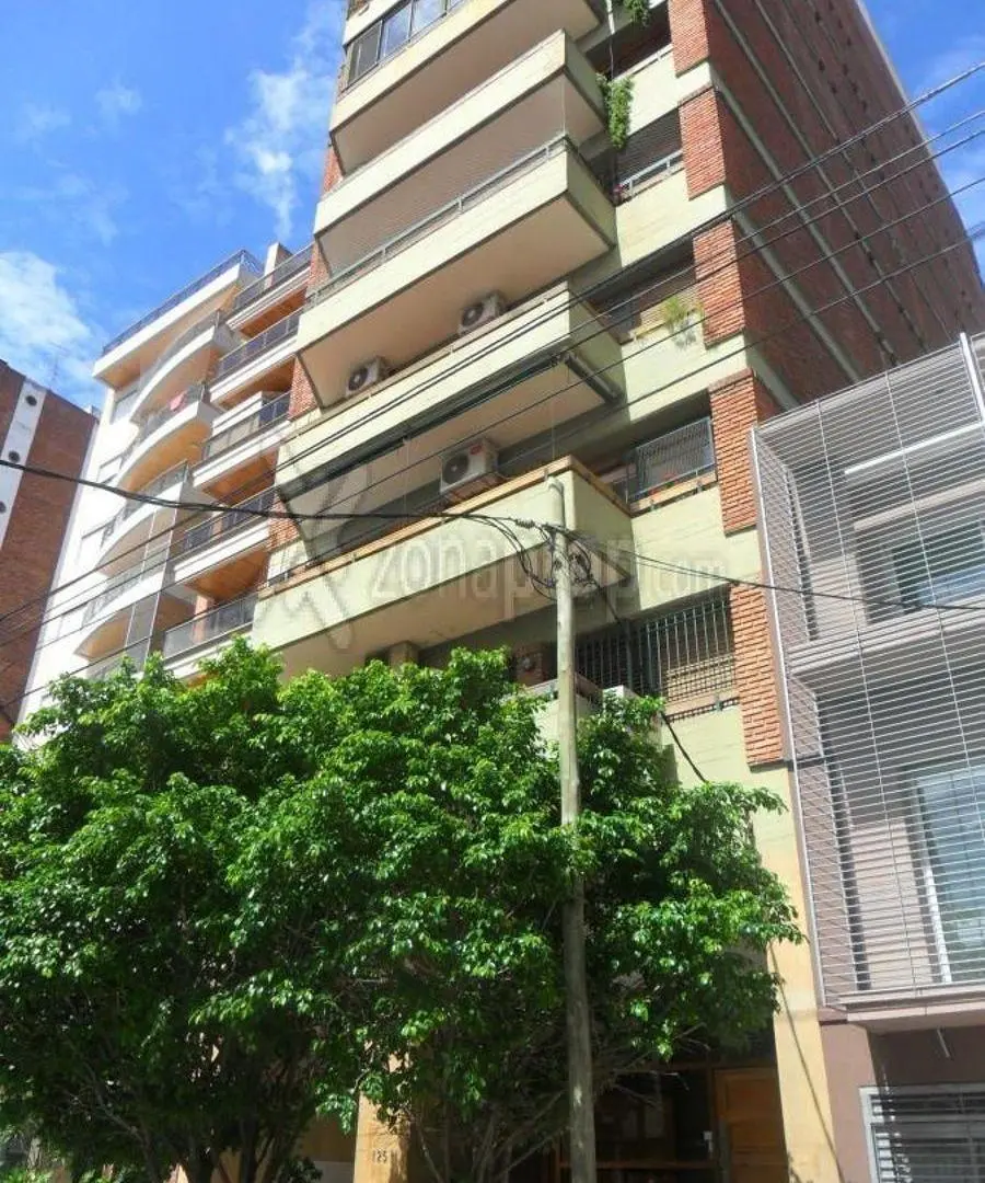 Hermoso Semipiso 4 amb. amplios, doble entrada, cochera, dependencia de servicios 1