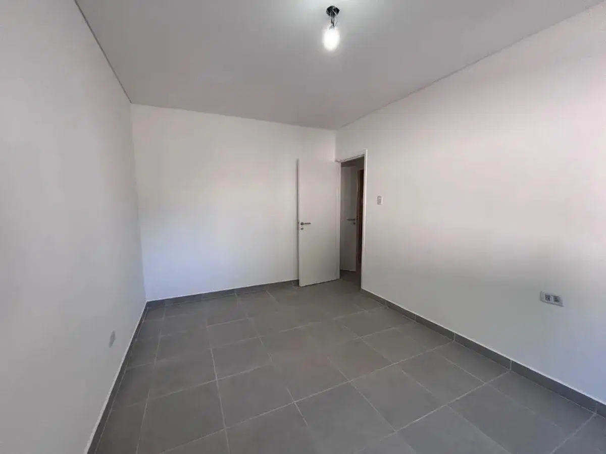 Hermoso PH de 3 ambientes en venta en Gerli a Estrenar 2