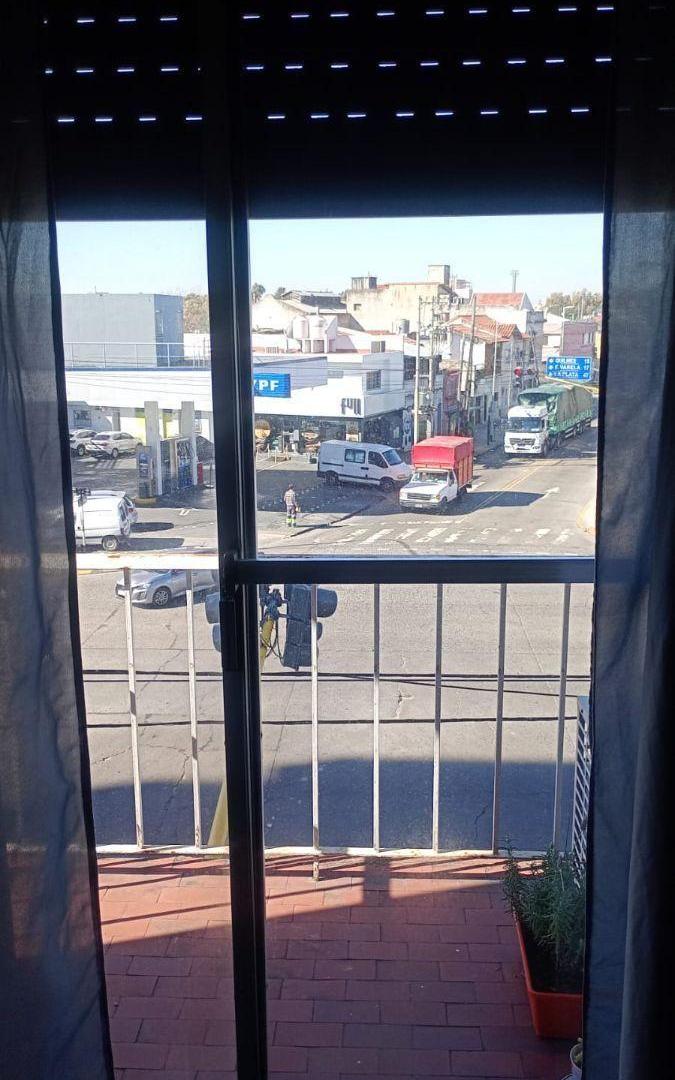 Foto de Hermoso Y Amplio Departamento De 3 Ambientes En Brasil/Zona Inmejorable, imagen 1