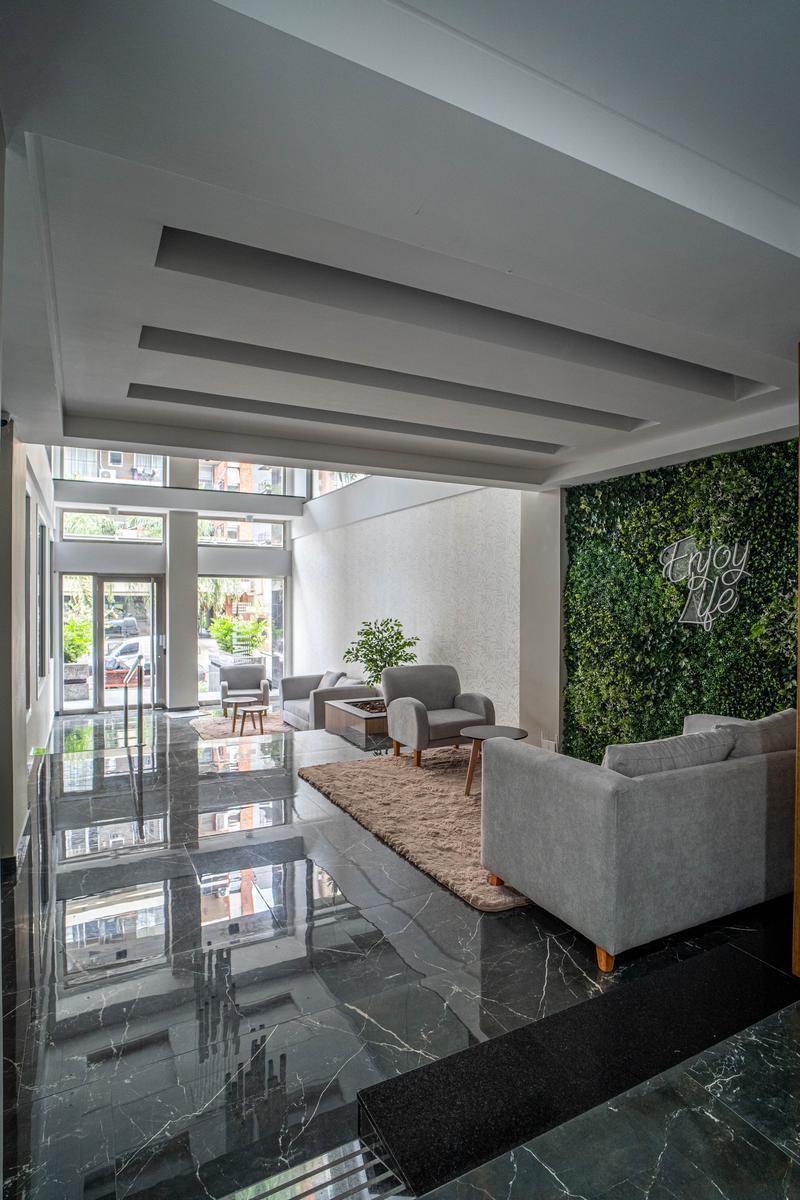 Departamento en Zona Central Lanus 4
