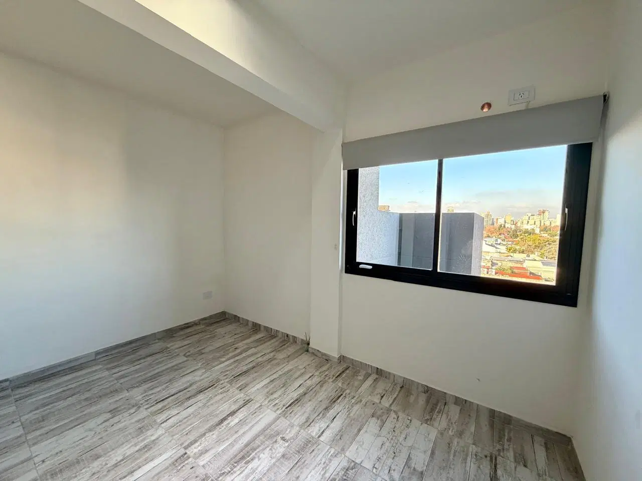 Departamento con COCHERA en Lanús Oeste 4