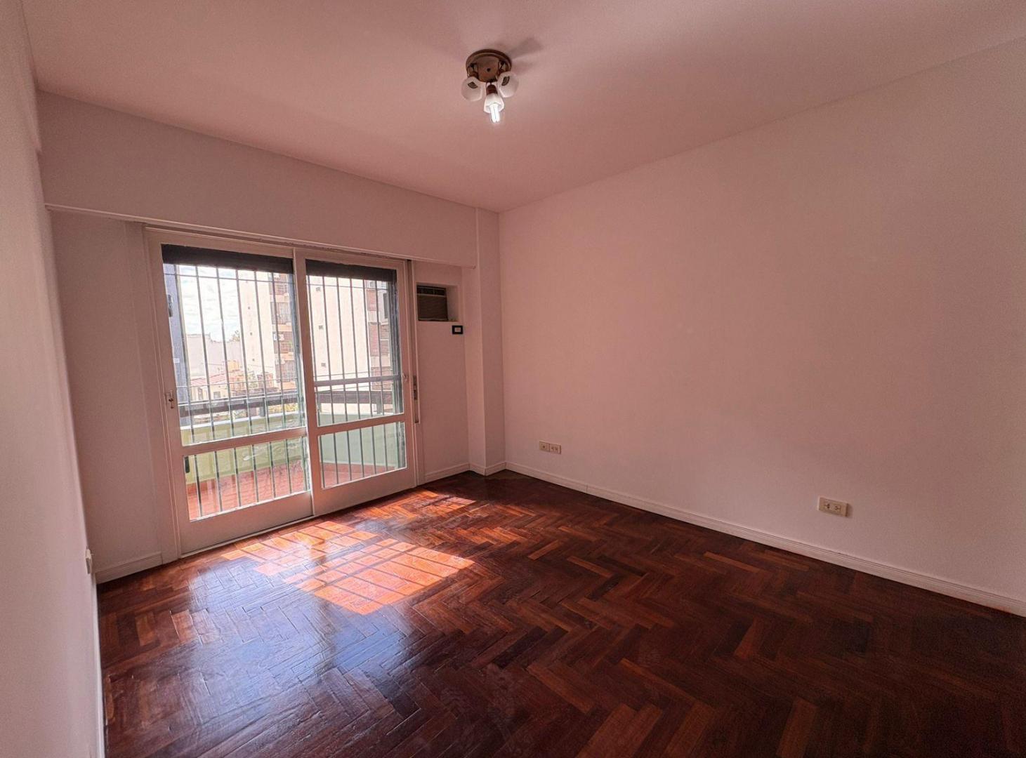 Foto de Semipiso de 4 ambientes con cochera en subsuelo, imagen 4