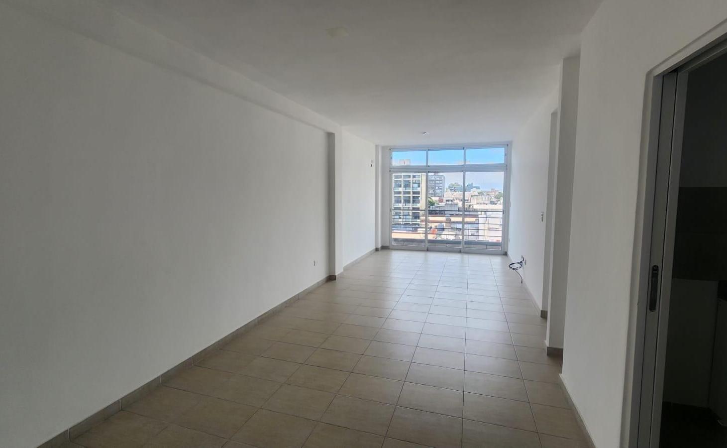 Foto de Edificio Comercial en Lanús Este, imagen 2