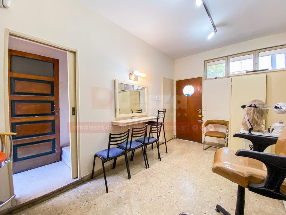 Foto de Local con vivienda en muy buena ubicación, imagen 2