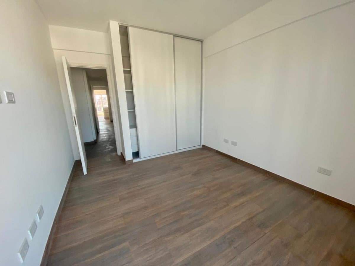 Foto de Piso de 4 ambientes con 2 cocheras, imagen 2