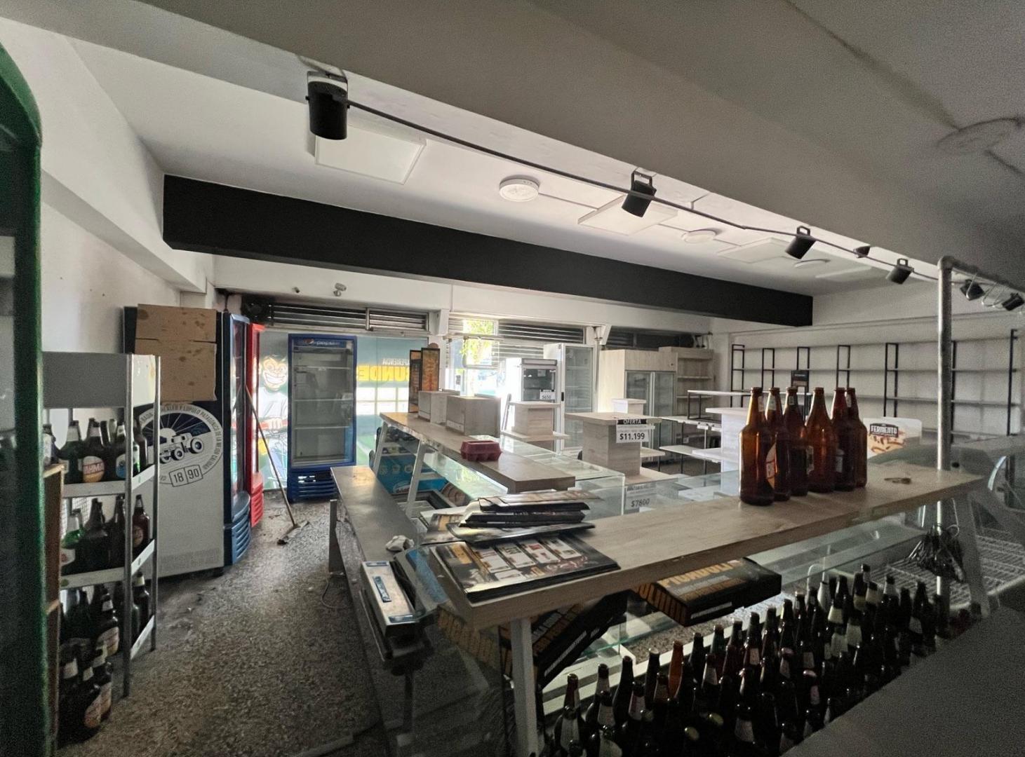 Foto de Local en Alquiler por calle Cerrito, casi Fortunato de la Plaza, imagen 5