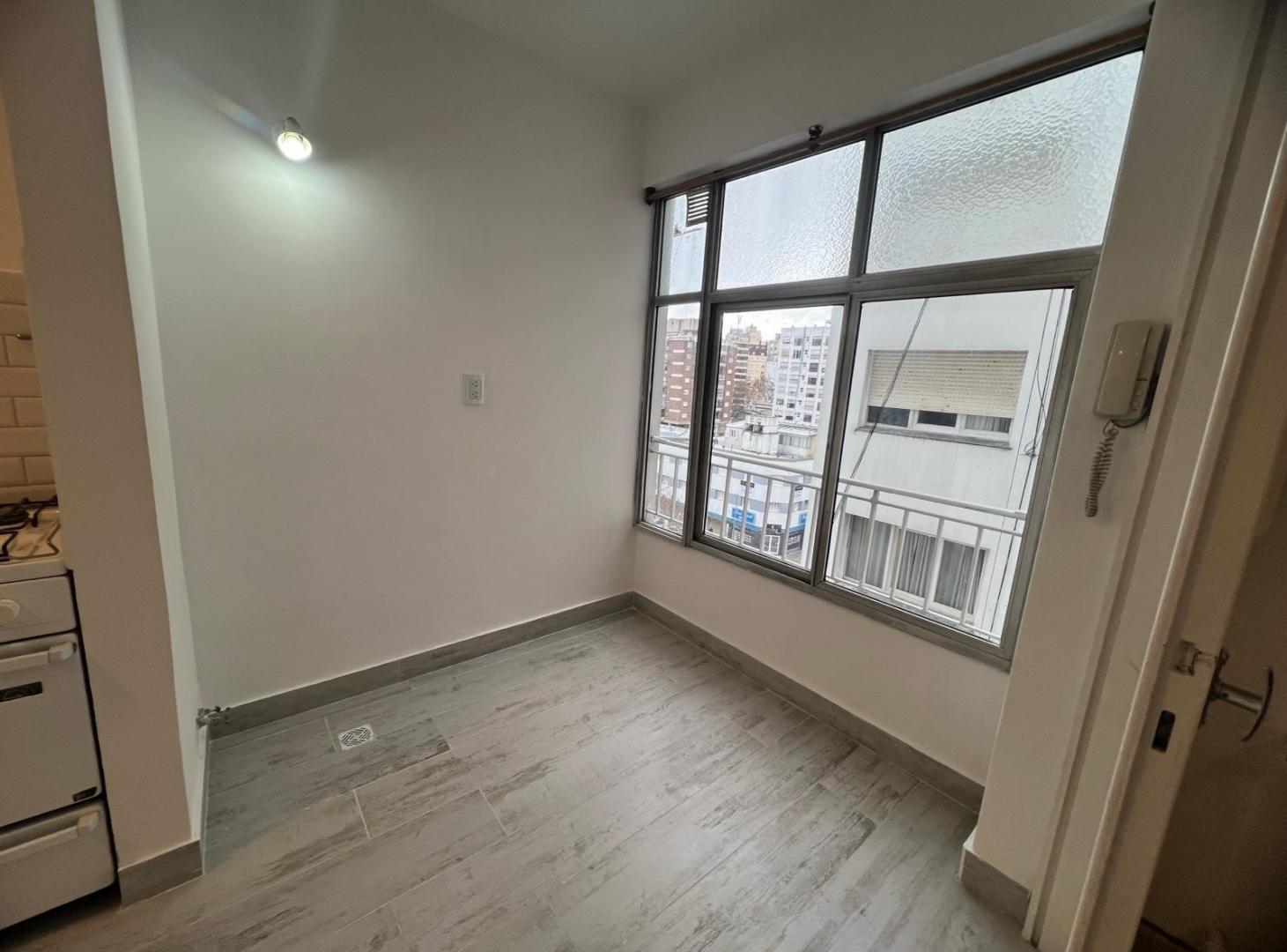 Foto de Departamento de 2 ambientes en Alquiler, Zona Centro, imagen 2