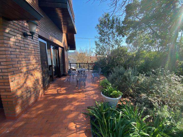 Foto de Venta en block 3 deptos de 3 y 4 amb quincho parque cocheras en Divino, imagen 3