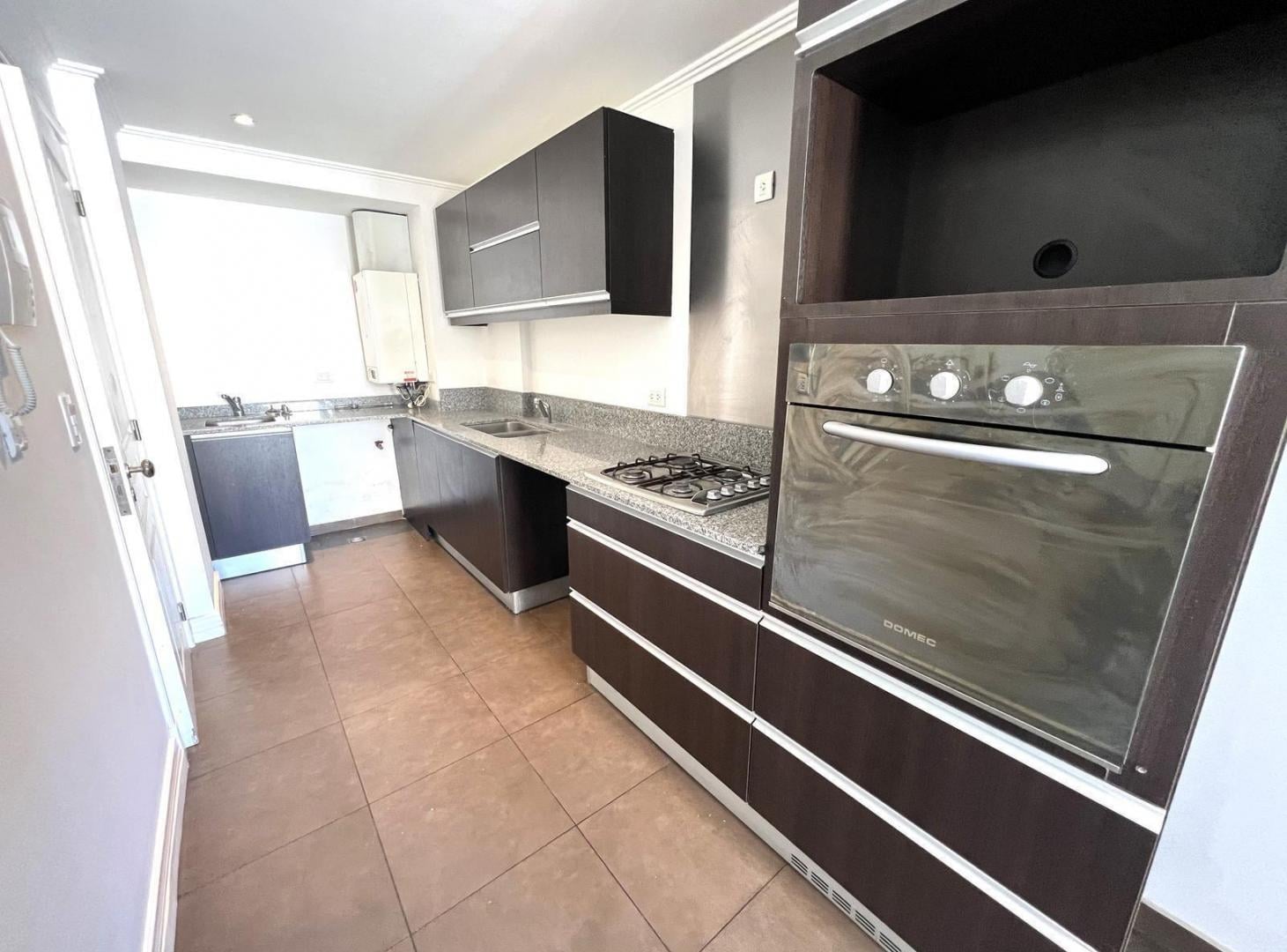 Foto de Alquiler Departamento de 3 ambientes en Plaza Mitre, imagen 1