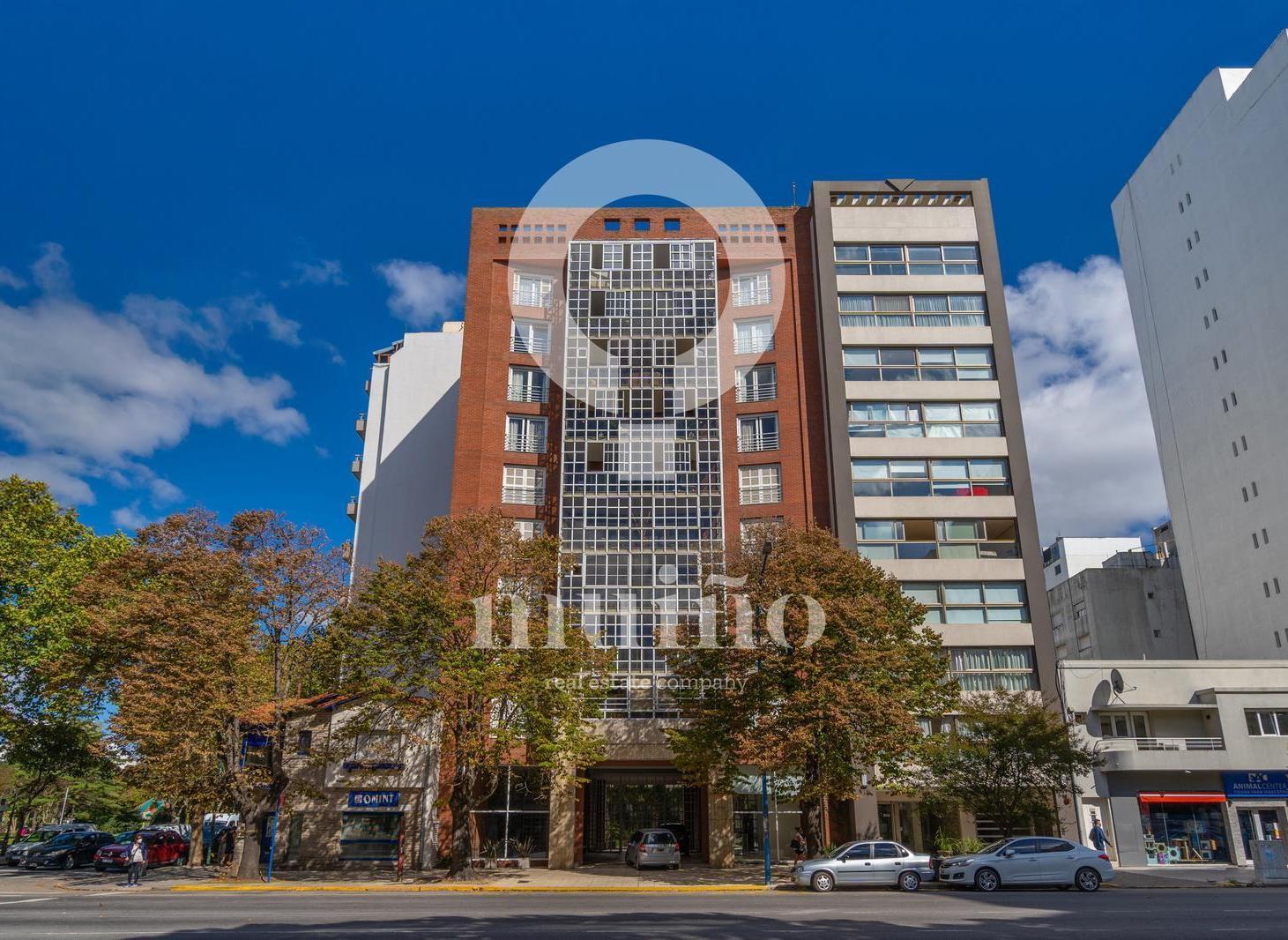 Foto de Venta piso 4 amb. dependencias, exclusivo, en Plaza Mitre Mar del Plata, imagen 3