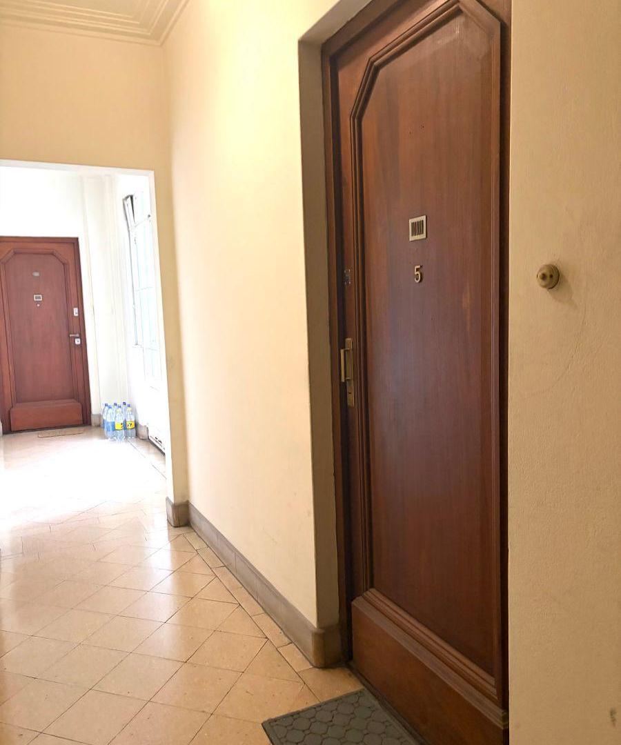Foto de Venta ideal para reciclar edificio de estilo, imagen 4