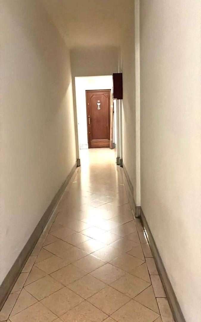 Foto de venta ideal flipping excelente ubicación edificio de estilo, imagen 3
