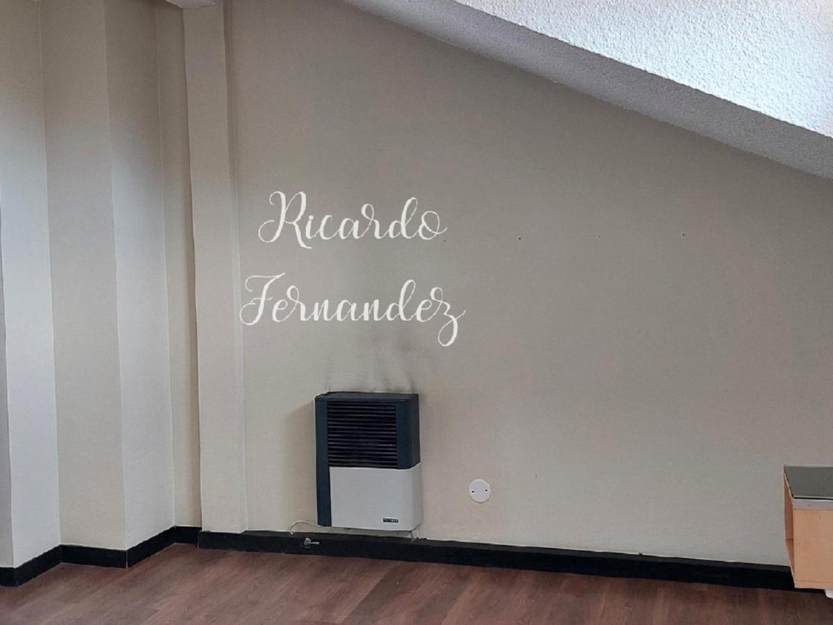 Hermosa Casa, Gran Jardín, Garage, Entrada Varios Autos 5