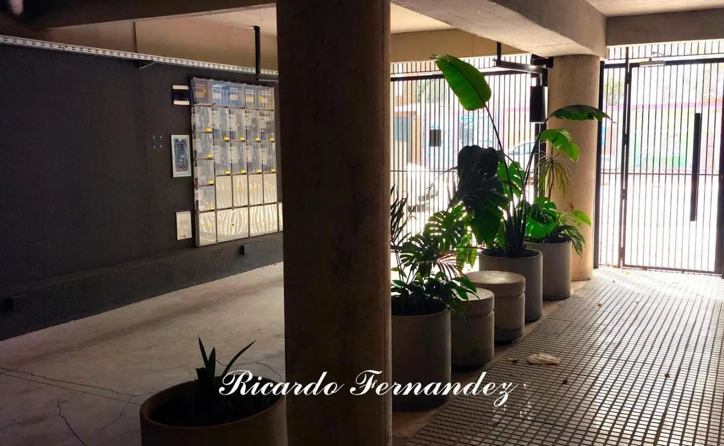 IMPECABLE 2 AMBIENTES CONTRAFRENTE CON BALCON TERRAZA 2 AÑOS 8
